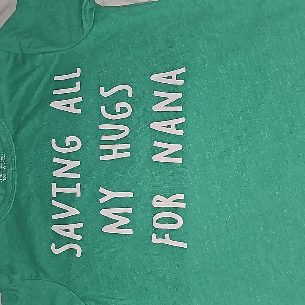 Children's Place short sleeve tee - Picture 2 of 3